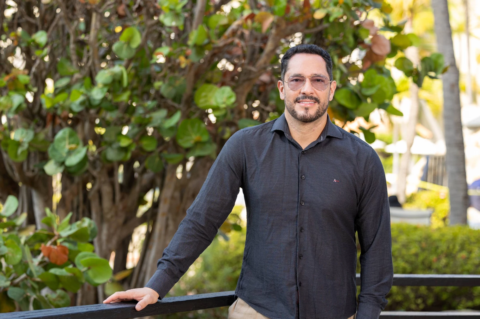 LUIS HORIZONTAL RECROP